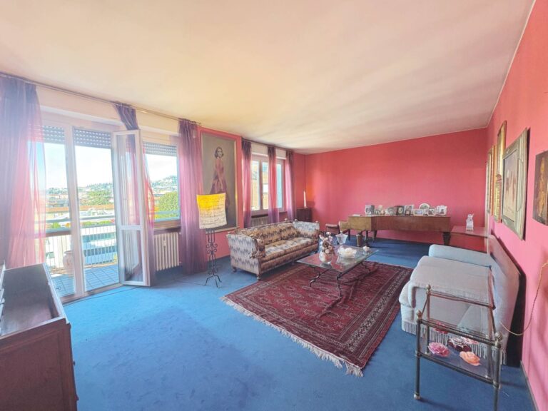 Appartamento in Vendita a Bergamo (Bergamo) di 4 locali, 3 camere, 2 bagni, 157.00 mq