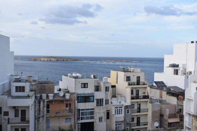 Attico in Vendita a San Pawl il-Bahar (Malta) di 5 locali, 3 camere, 2 bagni, 149.00 mq