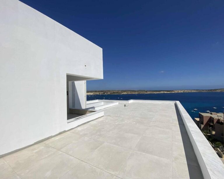 Appartamento in Vendita a Mellieha (Malta) di 4 locali, 3 camere, 2 bagni, 200.00 mq