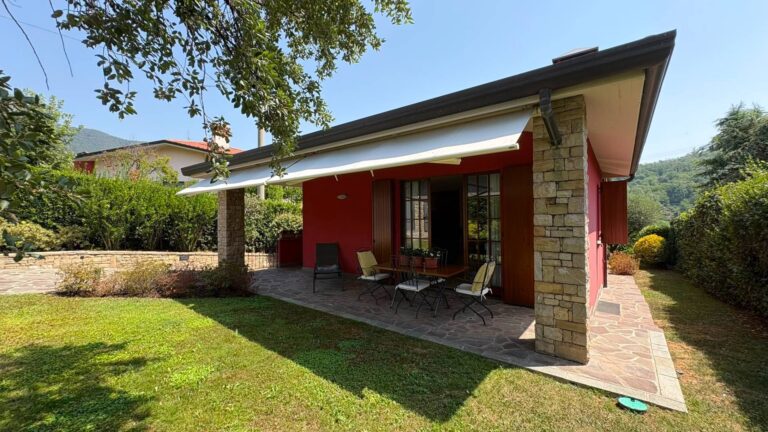 Villa singola in Vendita a Trescore Balneario (Bergamo) di 4 locali, 3 camere, 2 bagni, 171.00 mq